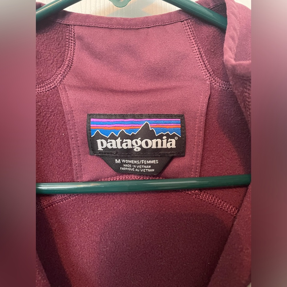 Patagonia Women's Crosstrek 1/4-Zip pullover. - Picture 4 of 5